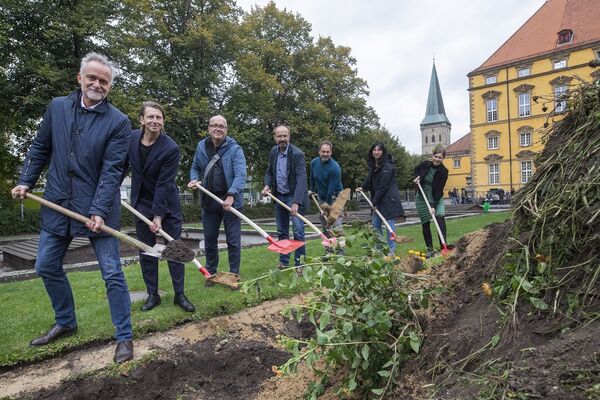 Umgestatlung Schlossgarten symbolischer Spatenstich OSB SwaantjeHehmann.