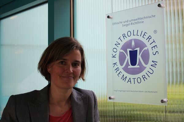 Kontrolliertes Krematorium Eva Güse.